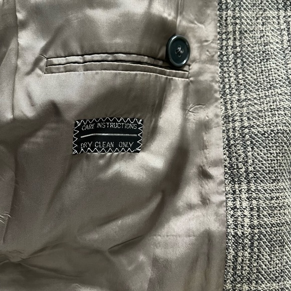 Giorgio Armani | Brown Checkered Oversized Double Breast Dad Blazer - Picture 8 of 13